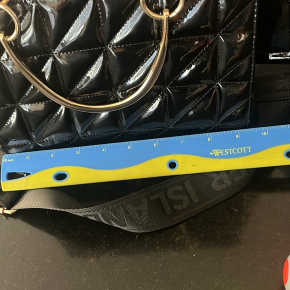 Black patent leather river Island handbag with gold trim and Crossbody strap - Picture 6 of 6